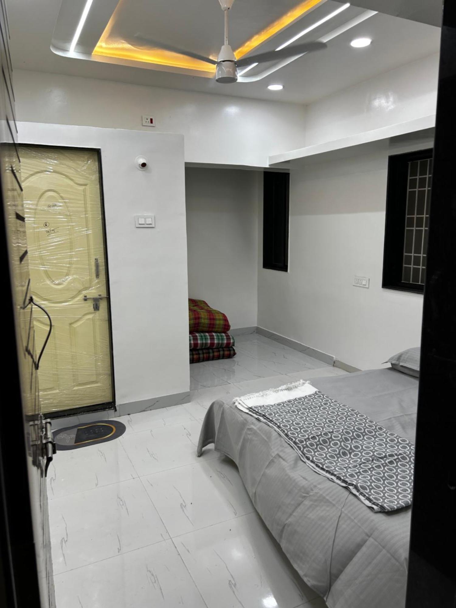 Vatavriksha Guest House,Akkalkot Akalkot Εξωτερικό φωτογραφία