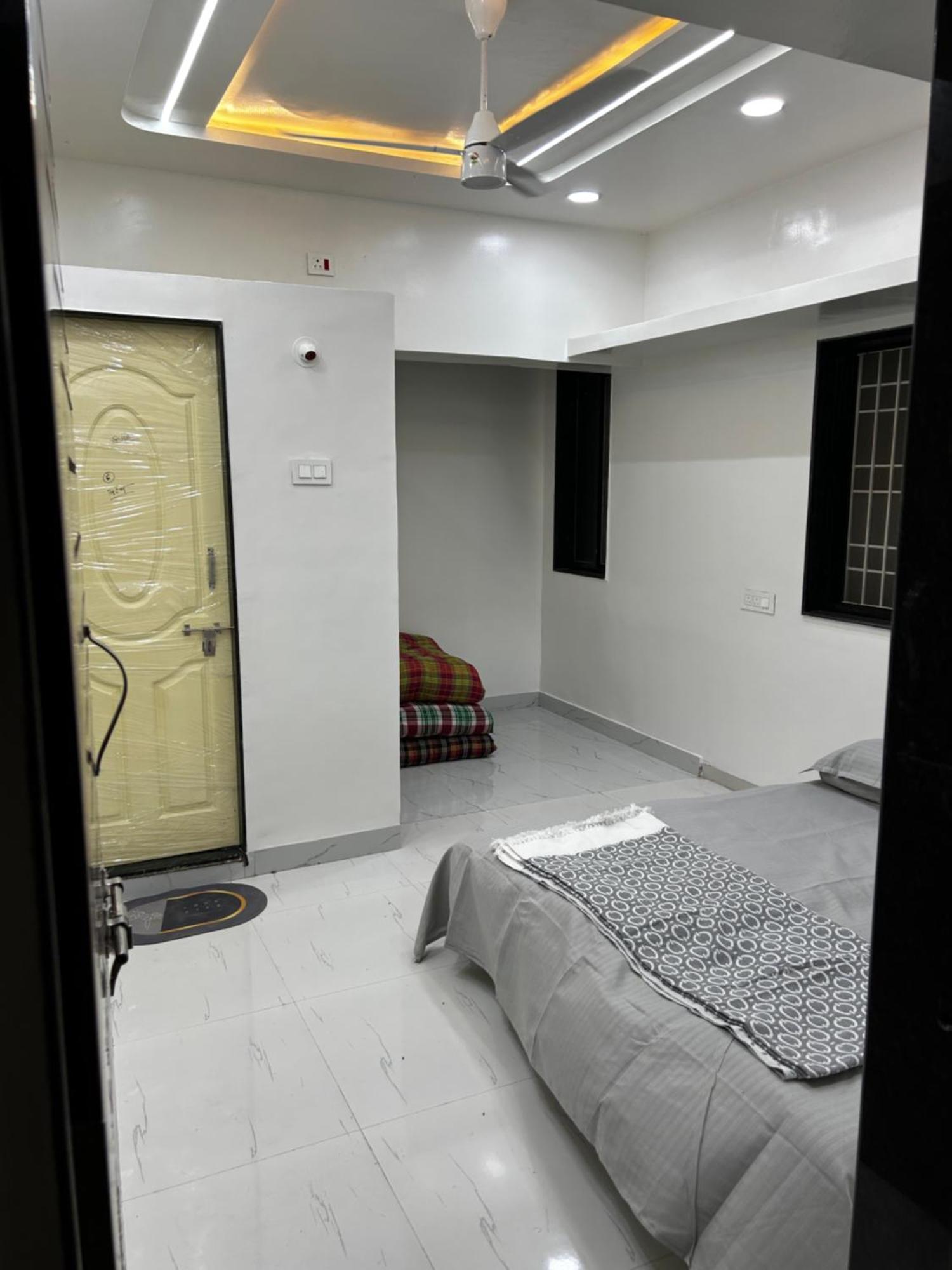 Vatavriksha Guest House,Akkalkot Akalkot Εξωτερικό φωτογραφία