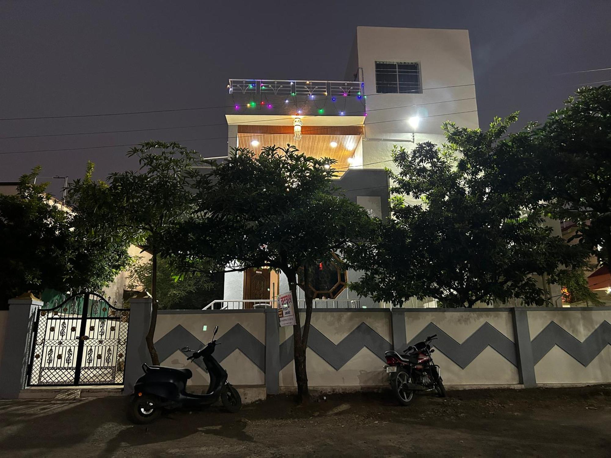 Vatavriksha Guest House,Akkalkot Akalkot Εξωτερικό φωτογραφία
